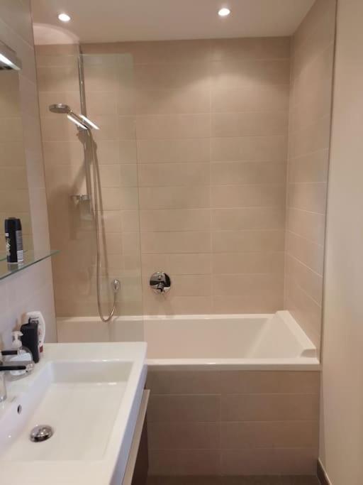Beautiful 2Br/2Bar Apartement In European District Брюксел Екстериор снимка