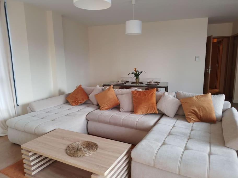 Beautiful 2Br/2Bar Apartement In European District Брюксел Екстериор снимка