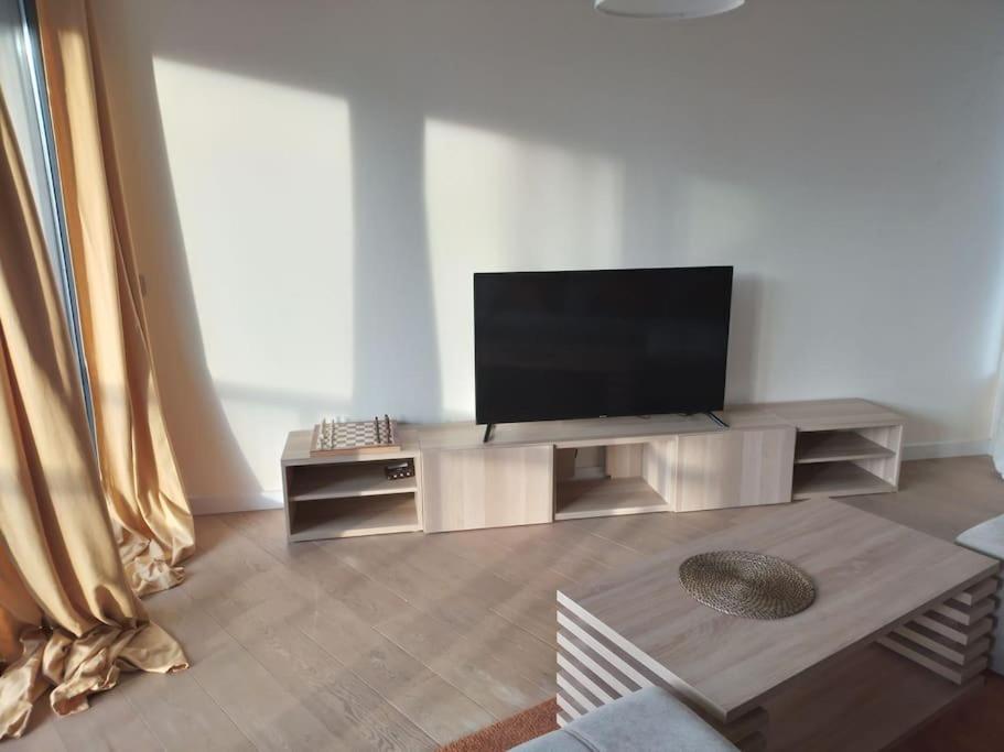 Beautiful 2Br/2Bar Apartement In European District Брюксел Екстериор снимка